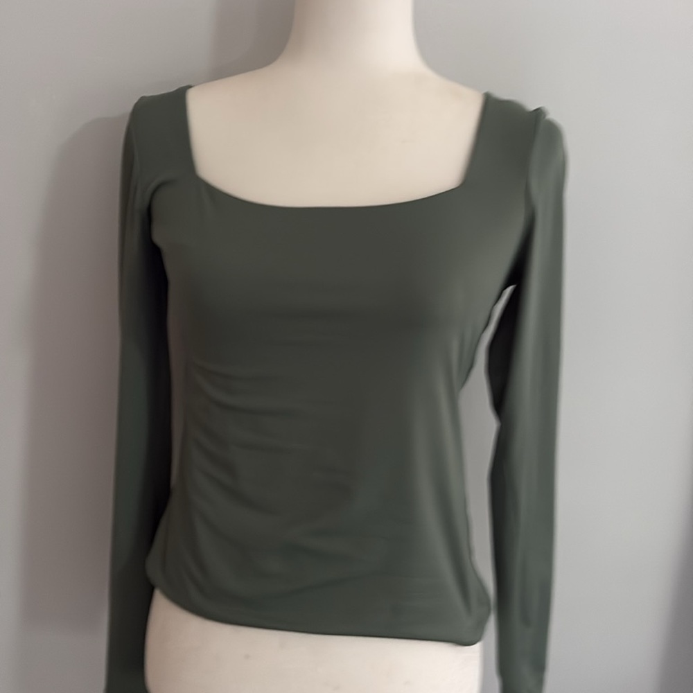 Women’s olive green contour top